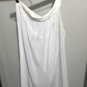 Drees size 8 Ever pretty one shoulders